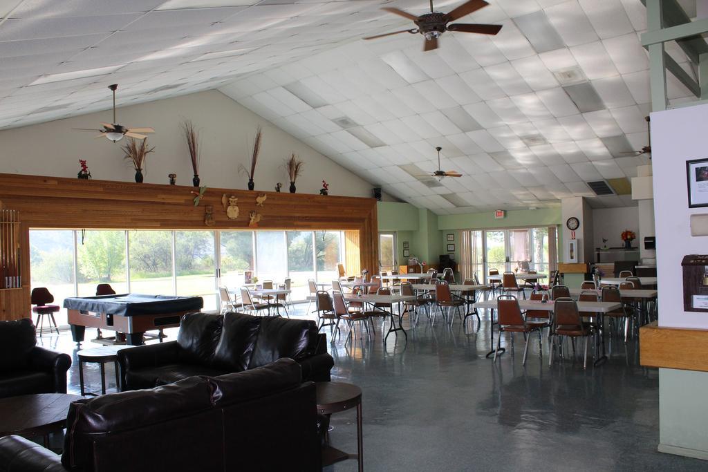 Verde Valley Studio Park Model Cabin 15 コットンウッド エクステリア 写真